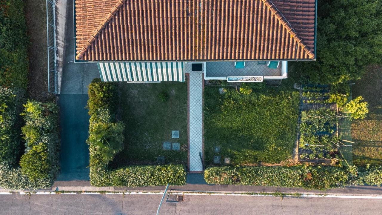 Te Vojo Ben -Furnished Flat- Apartment Santa Maria Di Sala Exterior foto