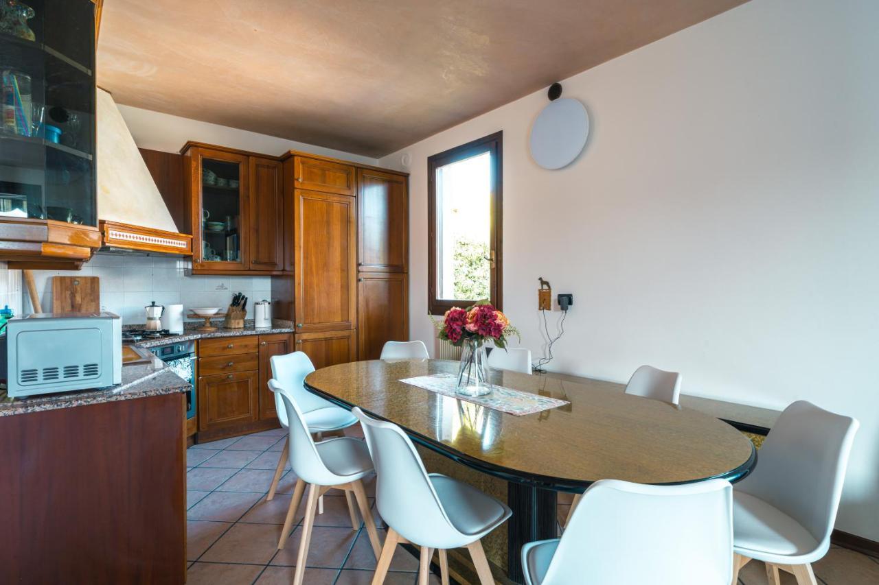 Te Vojo Ben -Furnished Flat- Apartment Santa Maria Di Sala Exterior foto