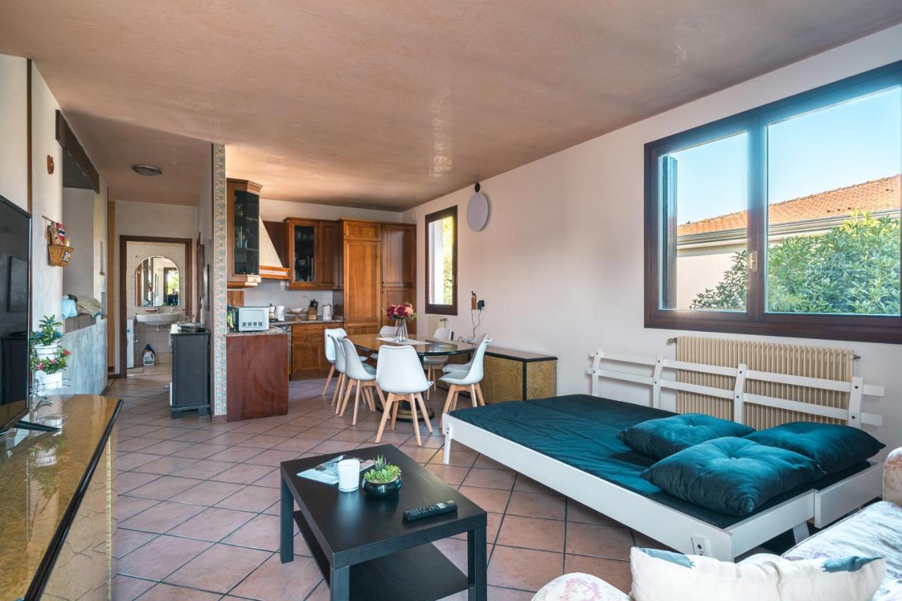 Te Vojo Ben -Furnished Flat- Apartment Santa Maria Di Sala Exterior foto