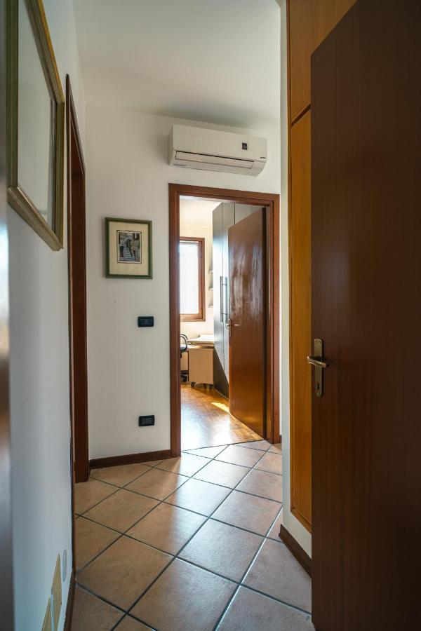 Te Vojo Ben -Furnished Flat- Apartment Santa Maria Di Sala Exterior foto