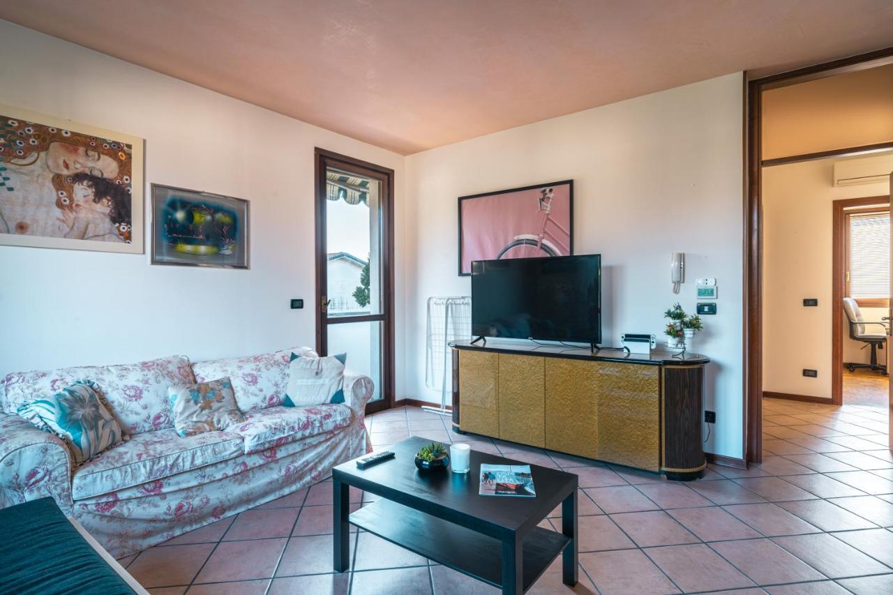 Te Vojo Ben -Furnished Flat- Apartment Santa Maria Di Sala Exterior foto